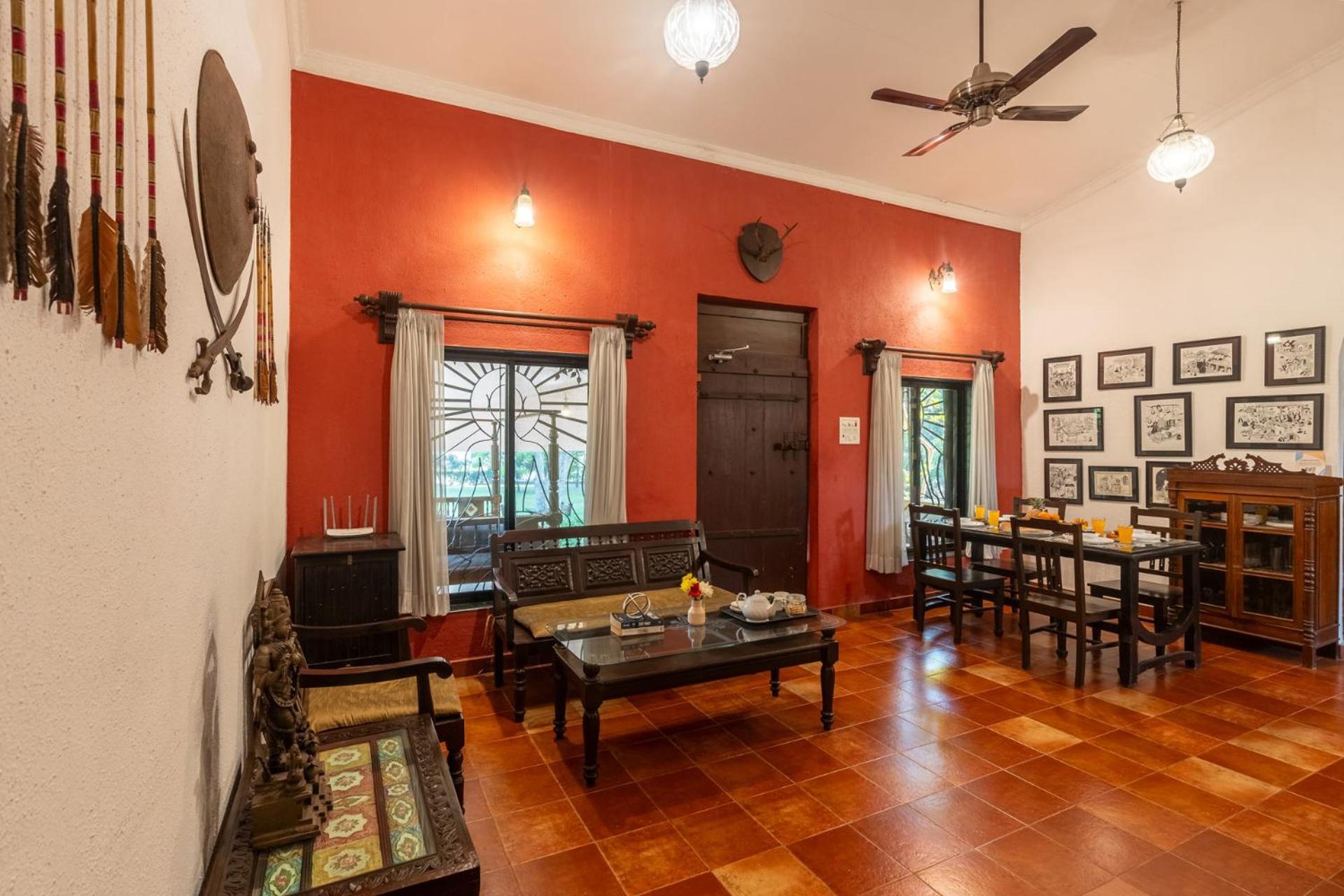 Vintage Estate - Lakeside Allure With Vintage Decor,A Plunge Pool & A Lawn Featuring A Charming Gazebo Karjat Buitenkant foto